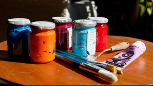 Innovadora pintura reciclada con plumavit ayuda a reducir la contaminación ambiental