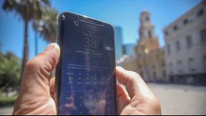A esta hora se disparará el calor en Santiago este domingo: 'Sectores de la RM podrían rondar los 35°C'