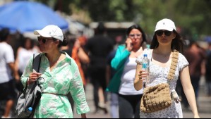'El calor sigue marcando la jornada': Así de altas estarán las temperaturas este miércoles en Santiago