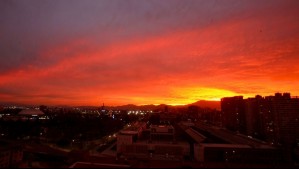 'Estará más fresco': A partir de este día cambia el panorama en Santiago con mínimas más bajas