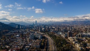 'Se acerca a la parte alta de Santiago': Jaime Leyton confirma precipitaciones para este domingo por una baja segregada