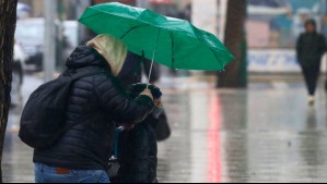 Abril arrancará con lluvia en estas regiones: Tormentas eléctricas y viento de 80 km/h pronostican para este martes