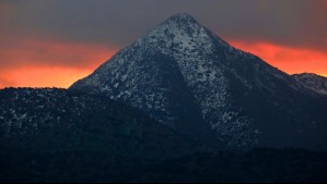 Meteorología pronostica chubascos y viento de hasta 50 km/h en la cordillera central: Incluye a la Región Metropolitana