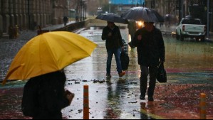 Vientos de hasta 60 km/h y aguanieve: Lloviznas y chubascos afectarán a estas localidades este viernes