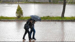 Estas seis comunas esperan lluvia y viento de hasta 80 km/h a partir de esta tarde: Pronóstico actualizado