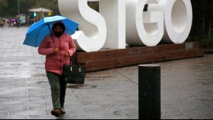 Vuelve la lluvia a Santiago: Jaime Leyton revela en cuál sector caerán más de 'dos gotas' este viernes 25 de abril