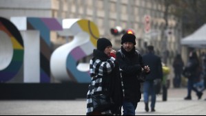'Días fríos': Se viene un fin de semana de bajas temperaturas en Santiago por el sistema frontal que azota al país 'Días fríos': Se viene un fin de semana de bajas temperaturas en Santiago por el sistema frontal que azota al país