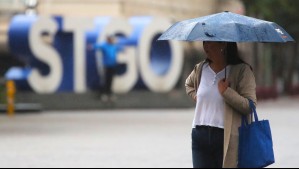 Frente frío dejará precipitaciones durante más 48 horas y llegará a Santiago: 'Avanzará rápido hacia la zona central' Frente frío dejará precipitaciones durante más 48 horas y llegará a Santiago: 'Avanzará rápido hacia la zona central'