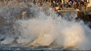 Fuerte oleaje afectará las costas del país durante cuatro días: Marejadas se extenderán por 14 regiones Fuerte oleaje afectará las costas del país durante cuatro días: Marejadas se extenderán por 14 regiones
