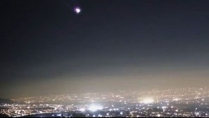 'Quedé en shock': Reportan con videos el paso de un meteoro de estela verde sobre los cielos de Santiago
