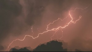 Tormentas eléctricas azotarán a regiones del centro-sur este jueves: Todas estas ciudades están bajo aviso