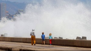 'Las olas llegaron casi a 20 metros de altura': Marejadas de diciembre fueron las más intensas en cuatro décadas 'Las olas llegaron casi a 20 metros de altura': Marejadas de diciembre fueron las más intensas en cuatro décadas