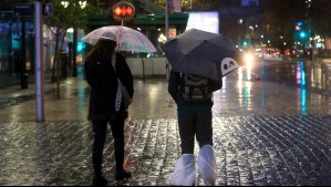 En este momento del día podrían registrarse precipitaciones en Santiago el miércoles: En estos sectores se concentrarán