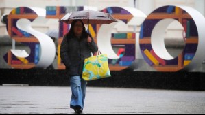 'Dos gotas de llovizna' para Santiago: Pronóstico actualizado para el fin de semana