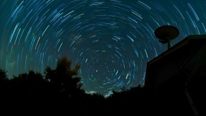 Luna del Esturión, alineación planetaria y el peak de las Perseidas: Este es el calendario astronómico de agosto 2025