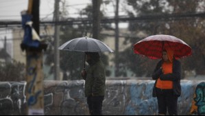 Hasta este día lloverá en Santiago: Dirección Meteorológica informa cuánta agua caerá y cuándo será más intenso