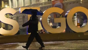 Viernes de lluvia en sectores de 14 regiones: Estas ciudades se mantendrán con chubascos y viento de hasta 70 km/h