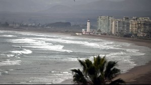 Sistema frontal causará marejadas en cinco regiones: En estos horarios tendrán mayor intensidad Sistema frontal causará marejadas en cinco regiones: En estos horarios tendrán mayor intensidad