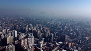 'Tres mil personas al año mueren en Santiago por contaminación': Ex ministro de medio ambiente 'Tres mil personas al año mueren en Santiago por contaminación': Ex ministro de medio ambiente