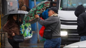 Sistema frontal desatará la lluvia en ciudades de 12 regiones este sábado: Precipitaciones desde norte hasta el sur