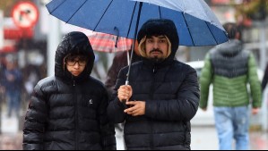 Es oficial: En estos sectores de la Región Metropolitana lloverá durante la tarde de este viernes Es oficial: En estos sectores de la Región Metropolitana lloverá durante la tarde de este viernes