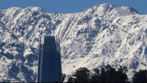 Este el monto de lluvia previsto para el sector urbano de Santiago: Caerá nieve en la cordillera