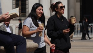 'Va a estar rico': Mañana fría en Santiago dará paso a una tarde soleada este sábado