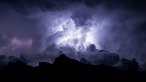 Alerta en esta región por tormentas eléctricas: Consideran la probabilidad de que rayos provoquen incendios forestales Alerta en esta región por tormentas eléctricas: Consideran la probabilidad de que rayos provoquen incendios forestales