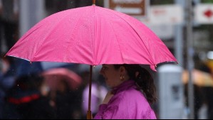 Esta es la probabilidad de que llueva en comunas de Santiago: A esta hora caería 'algún goterón' el viernes Esta es la probabilidad de que llueva en comunas de Santiago: A esta hora caería 'algún goterón' el viernes