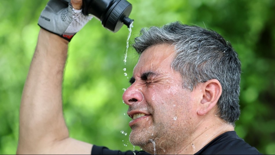 Estas son las 10 comunas del Gran Santiago más afectadas y expuestas ante las olas de calor