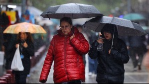 Viernes con lluvias en 10 regiones: Aguanieve, viento y tormentas eléctricas afectarán a estas localidades Viernes con lluvias en 10 regiones: Aguanieve, viento y tormentas eléctricas afectarán a estas localidades