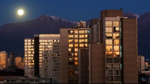 Confirman pronóstico de altas temperaturas en Santiago: Esta será la noche más calurosa de la próxima semana Confirman pronóstico de altas temperaturas en Santiago: Esta será la noche más calurosa de la próxima semana