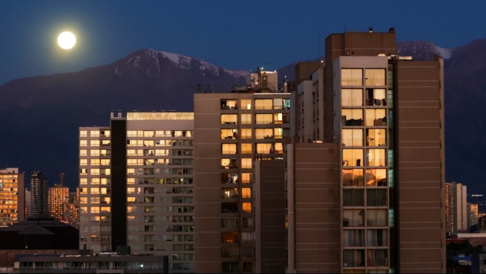 Confirman pronóstico de altas temperaturas en Santiago: Esta será la noche más calurosa de la próxima semana