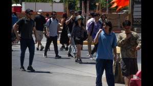 Lunes nuboso en Santiago: Así disminuirán las temperaturas por el ingreso de aire frío Lunes nuboso en Santiago: Así disminuirán las temperaturas por el ingreso de aire frío