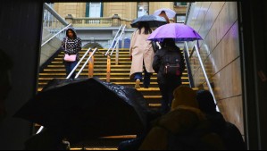 Durante estas horas del jueves habrá chubascos en Santiago: 'La precipitación será más generosa'