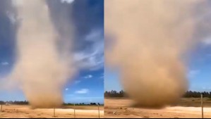 'Se registraron al menos tres torbellinos en el territorio nacional': Captan un gran remolino de tierra en Linares