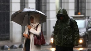 Es oficial: Estas tres comunas de la Región Metropolitana recibirán precipitaciones y viento de hasta 40 km/h