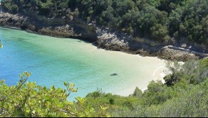 'La aventura valió la pena': Esta es la escénica playa del Bíobio a la que solo podrás llegar caminando