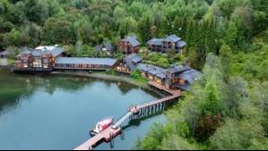 'De los hoteles más impresionantes de Chile': En este lugar de la Patagonia confluyen aguas de mar, manantial y termales
