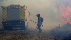 Calor activa alerta por incendios forestales en la RM: Existe 'alta probabilidad de generación y propagación'