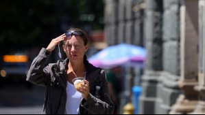 'No debes darle agua': Revisa las recomendaciones para ayudar a una persona que sufra un golpe de calor