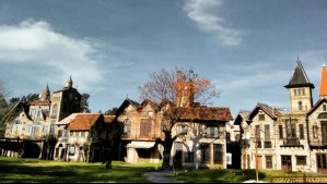 El destino 'más loco' que puedes visitar en Argentina: Esta es la aldea medieval hecha con materiales reciclados