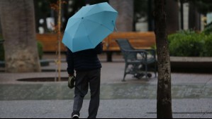Santiago 'se tiñe de chubascos': Jaime Leyton explica cómo serán las precipitaciones de este jueves en la RM