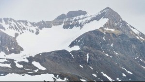 Cartografiado desde el espacio: Nuevo mapa revela el relieve oculto bajo el hielo de la Antártica