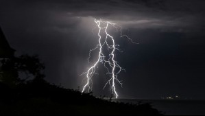 Tormentas eléctricas se extenderán hasta el domingo en la Región Metropolitana: Abarcarán todas estas zonas