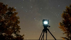 El primer eclipse y gran alineación planetaria de 2026 llegan este mes: Calendario astronómico de febrero 2026