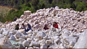 Mina de Cuarzo Rosado: Compra piedras preciosas y recorre un hermoso mirador a solo una hora de Santiago