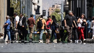 'Siguen las altas temperaturas' en Santiago la próxima semana: Este día un sistema frontal dejaría 'tintes más otoñales'