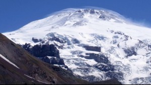 Enjambre en este volcán de la Región Metropolitana: Reportan 100 sismos en menos de dos horas