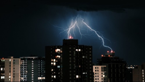 Pronostican tormentas eléctricas en 9 regiones: Meteorología activa avisos por varios días